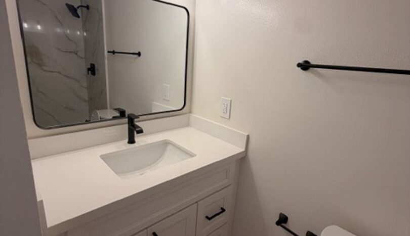 29163 Dixon Street - Hayward - California - 2 bed, 1 bath rental property