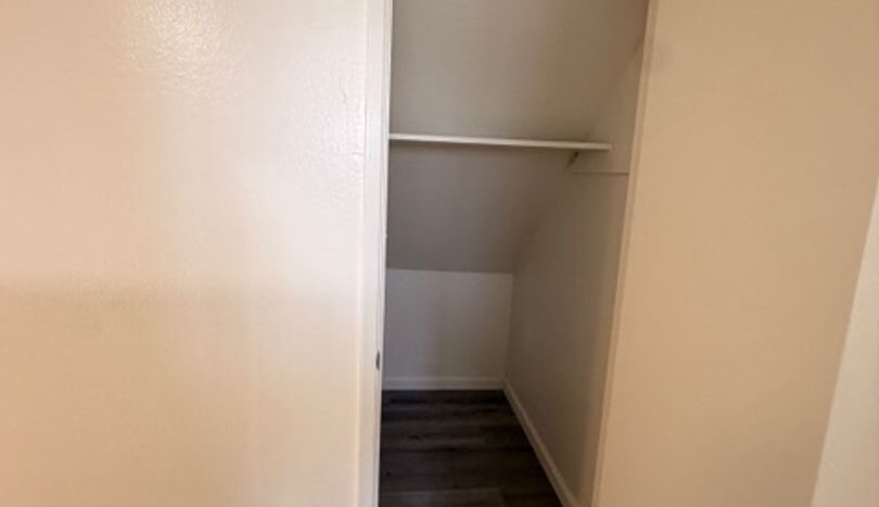 29163 Dixon Street - Hayward - California - 2 bed, 1 bath rental property