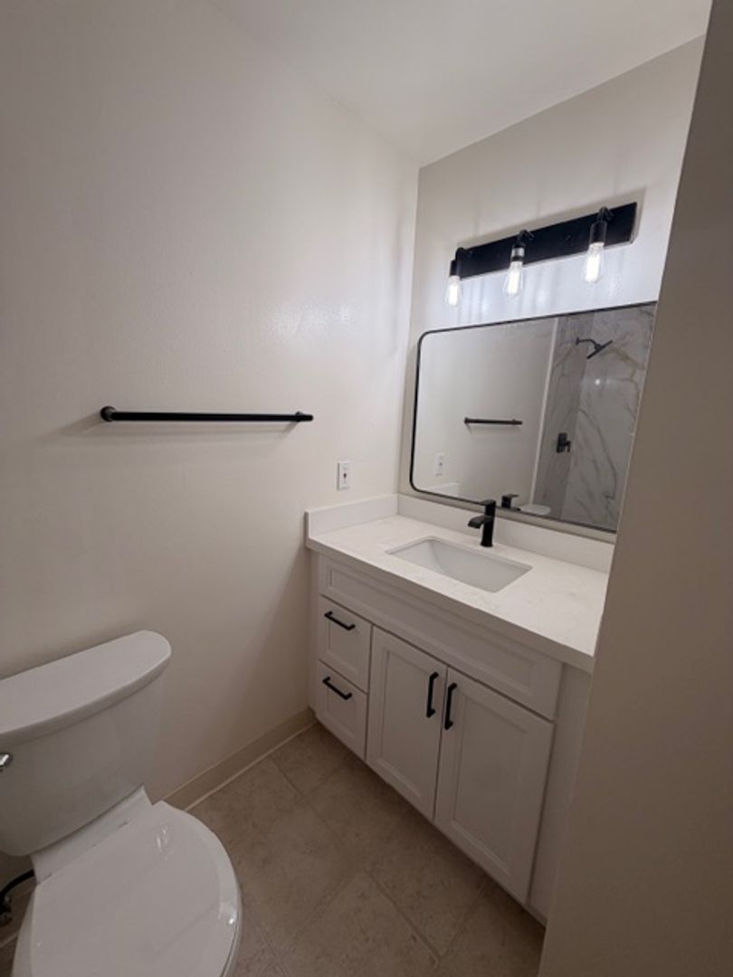 29163 Dixon Street - Hayward - California - 2 bed, 1 bath rental property
