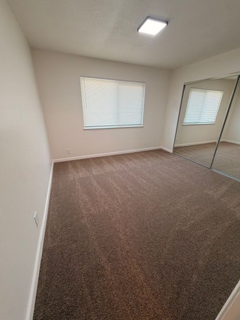 29163 Dixon Street - Hayward - California - 2 bed, 1 bath rental property