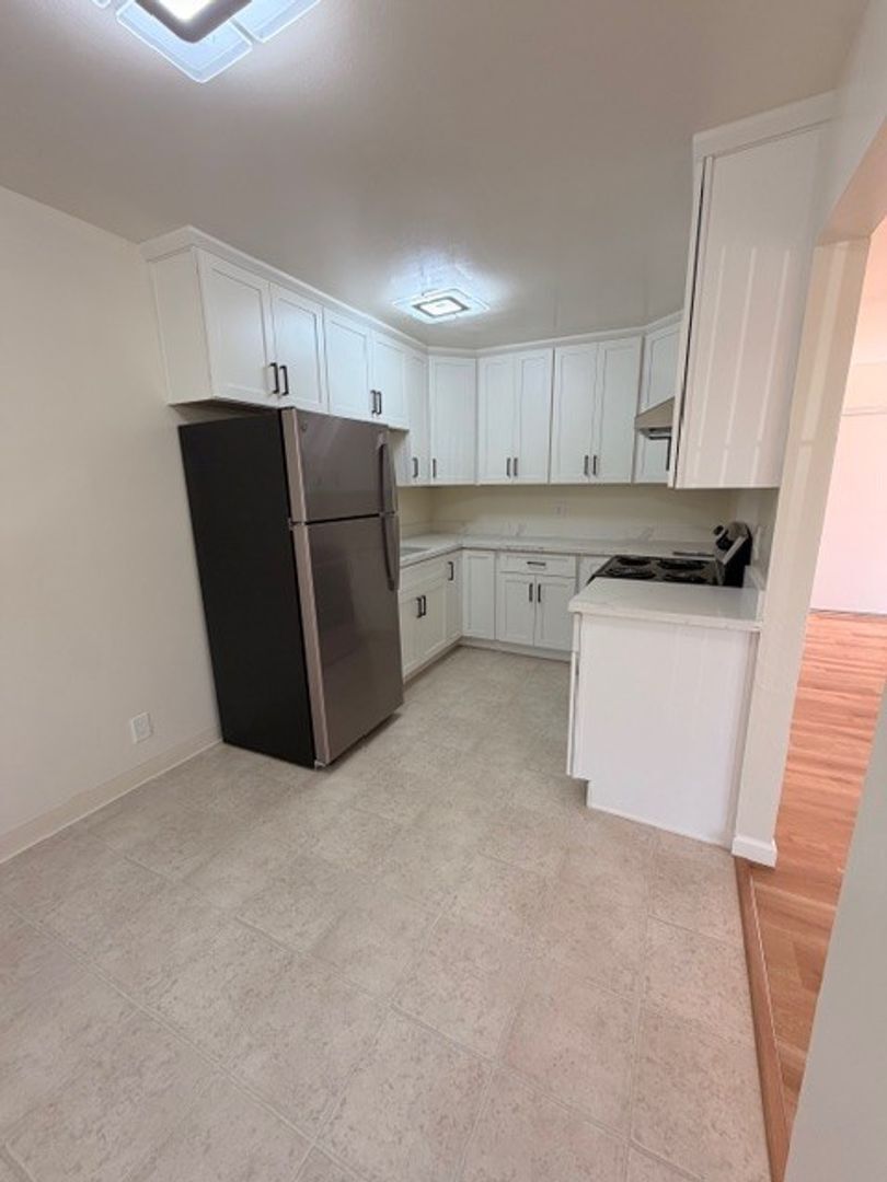 29163 Dixon Street - Hayward - California - 2 bed, 1 bath rental property