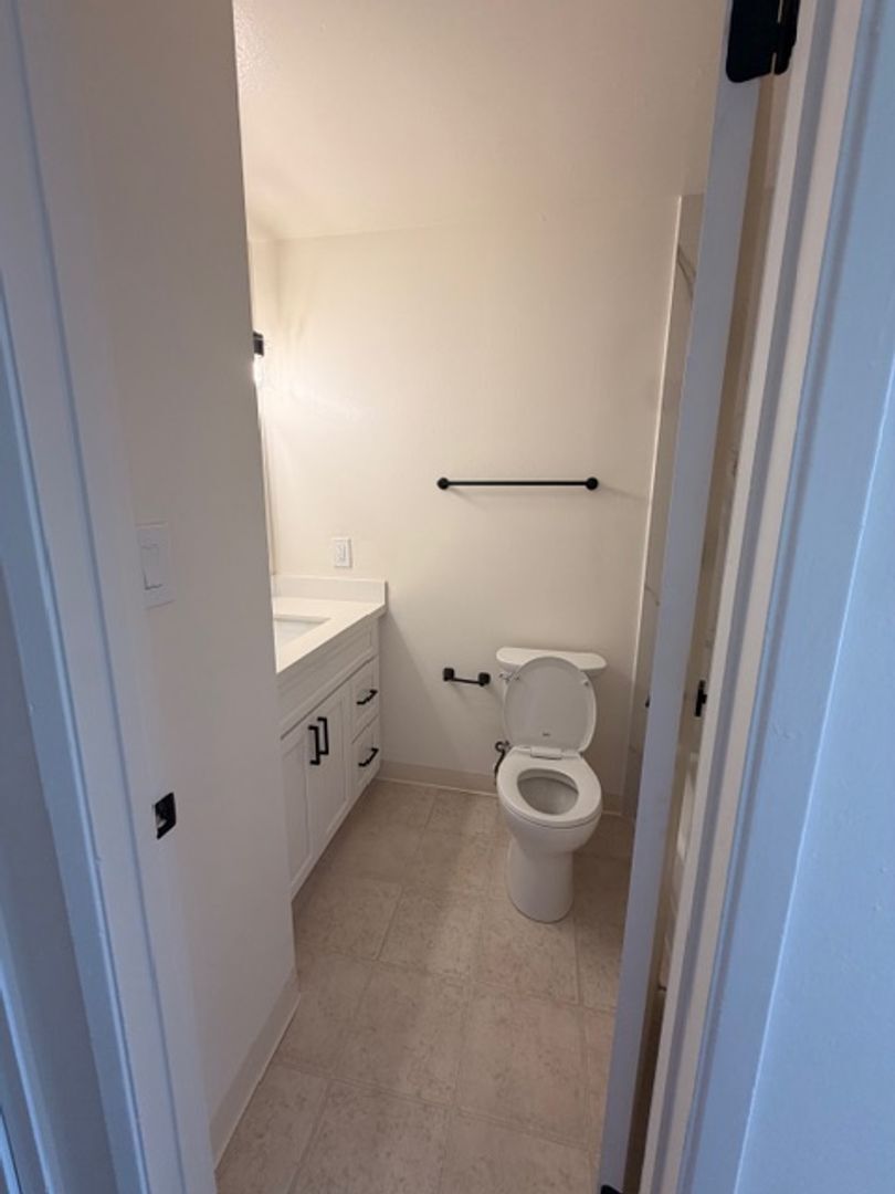 29163 Dixon Street - Hayward - California - 2 bed, 1 bath rental property