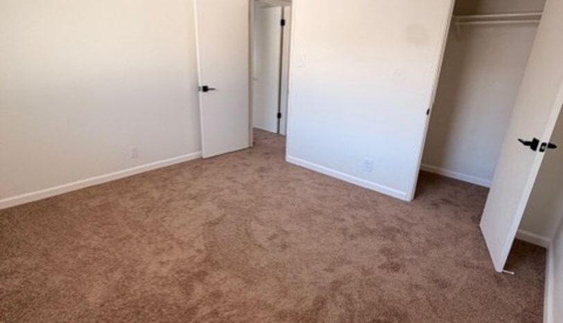 29163 Dixon Street - Hayward - California - 2 bed, 1 bath rental property