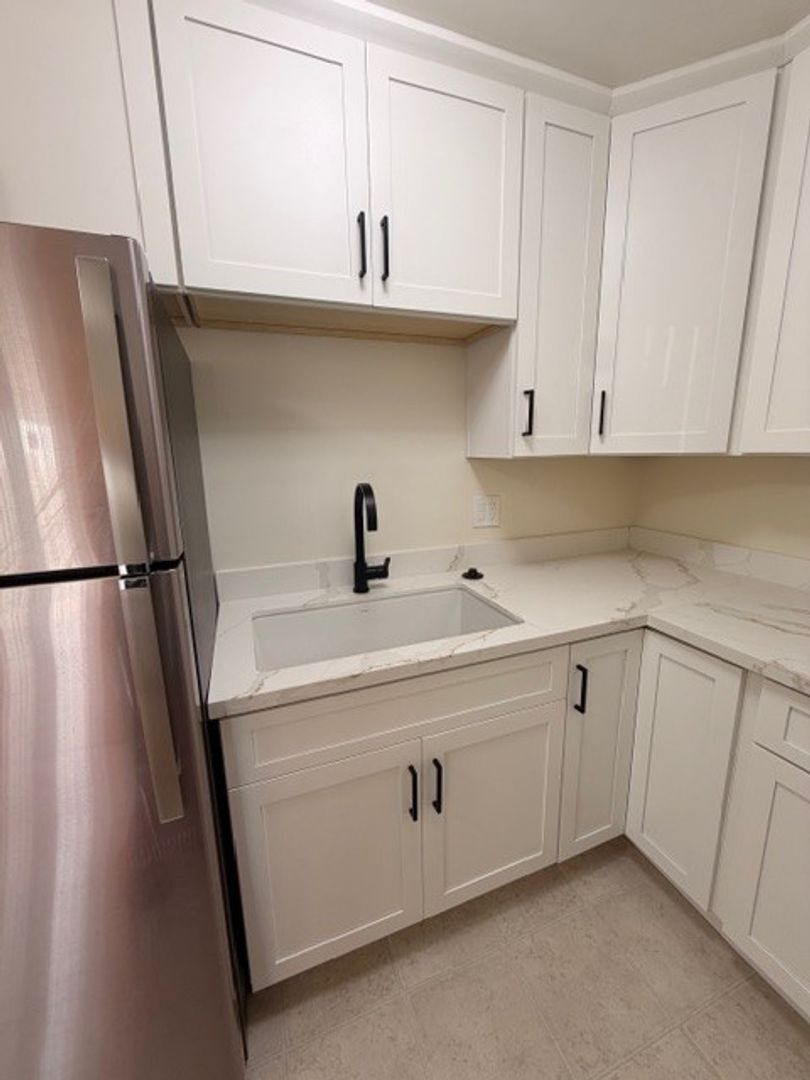 29163 Dixon Street - Hayward - California - 2 bed, 1 bath rental property