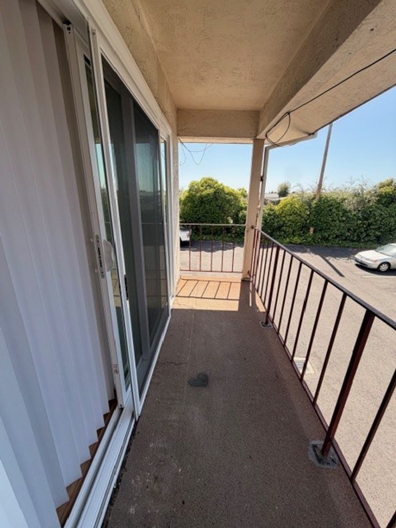 29163 Dixon Street - Hayward - California - 2 bed, 1 bath rental property