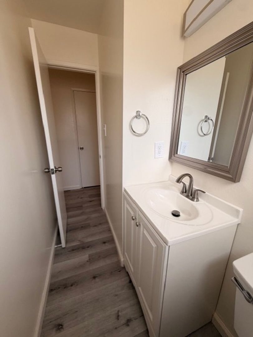 29163 Dixon Street - Hayward - California - 2 bed, 1 bath rental property