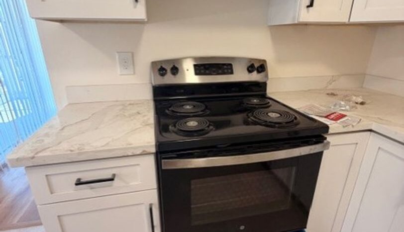 29163 Dixon Street - Hayward - California - 2 bed, 1 bath rental property