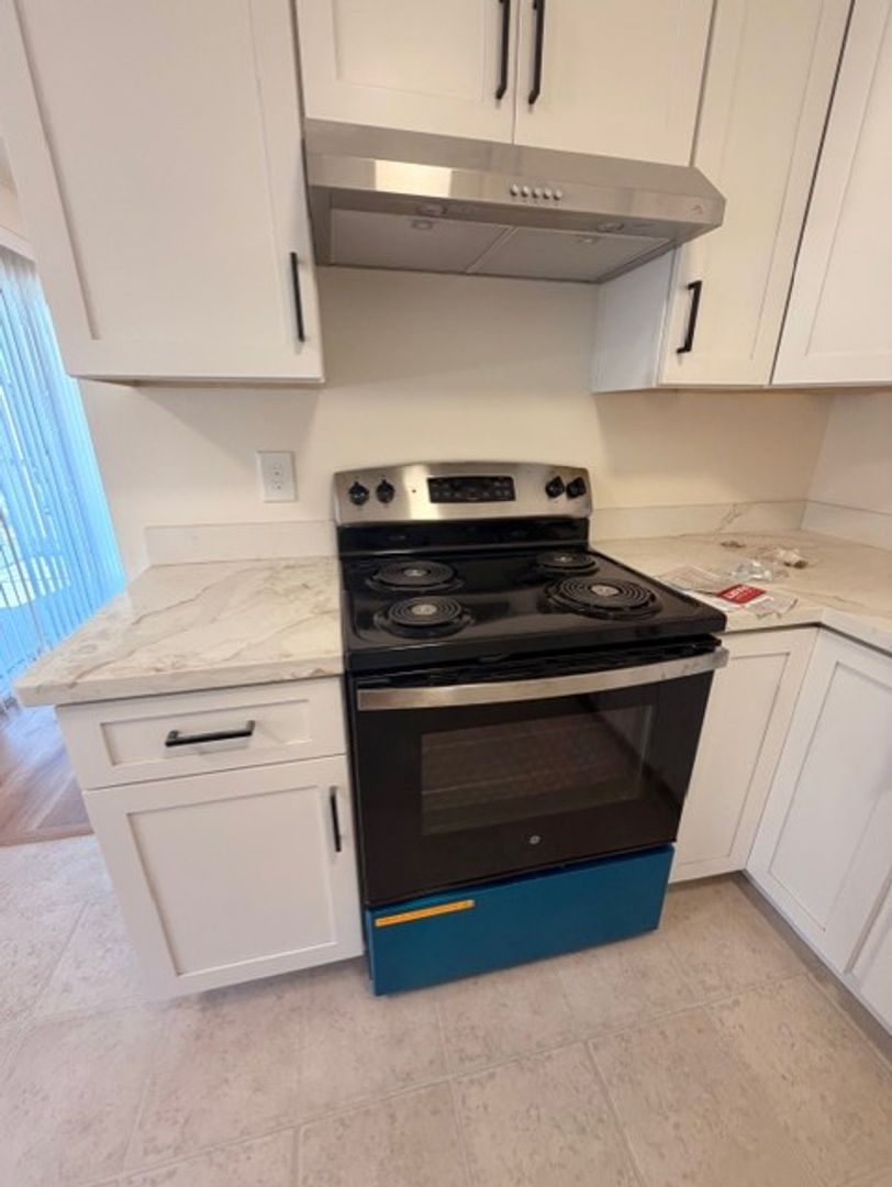 29163 Dixon Street - Hayward - California - 2 bed, 1 bath rental property
