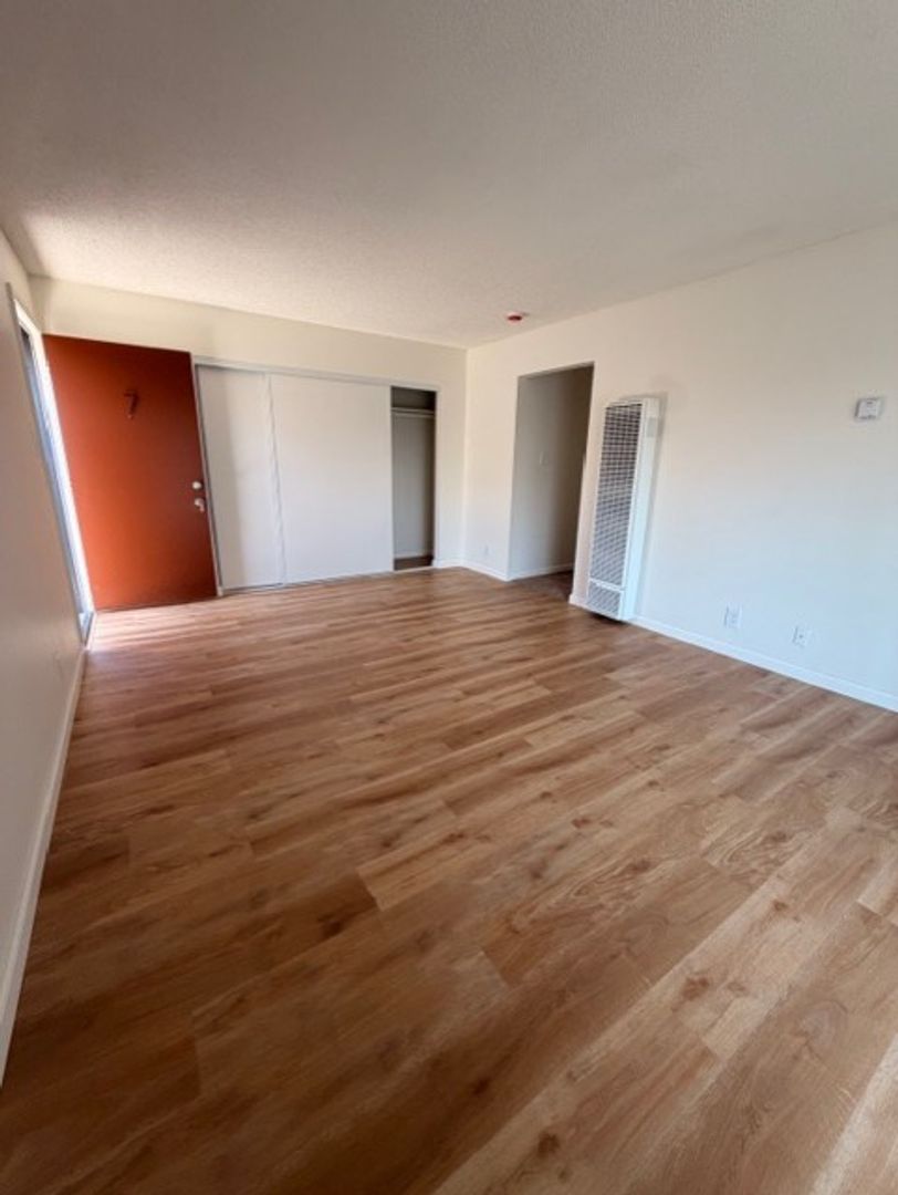 29163 Dixon Street - Hayward - California - 2 bed, 1 bath rental property