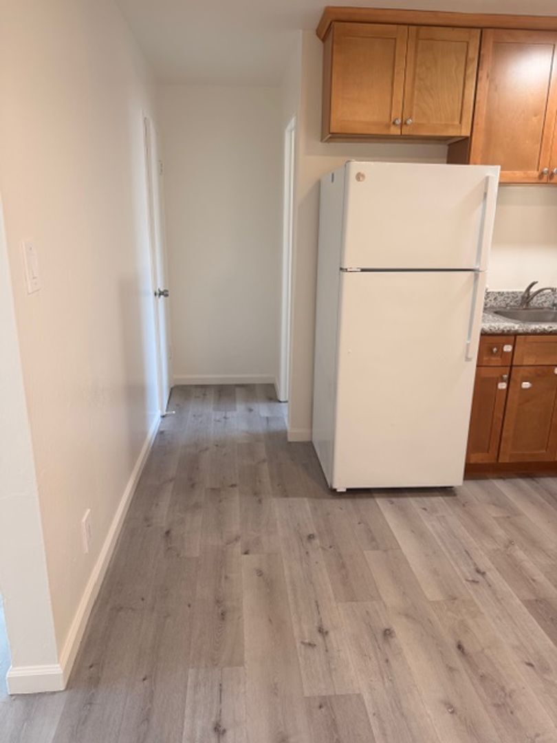 29163 Dixon Street - Hayward - California - 2 bed, 1 bath rental property