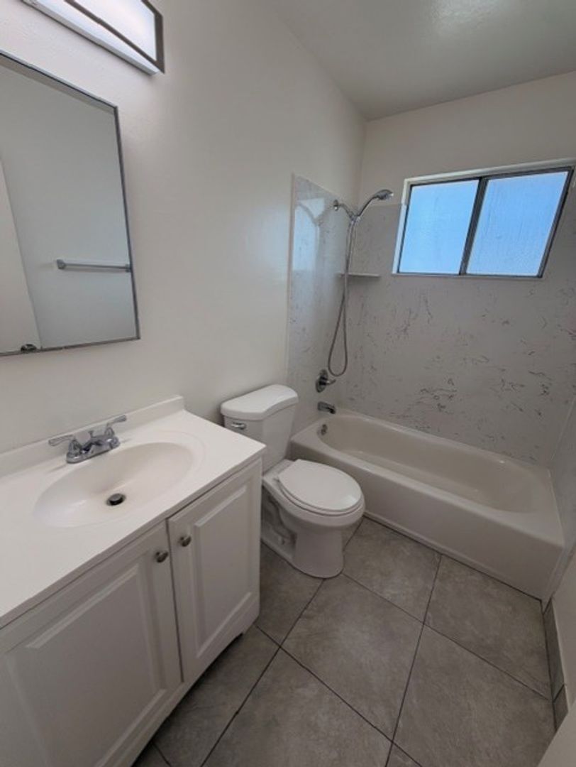 29163 Dixon Street - Hayward - California - 2 bed, 1 bath rental property