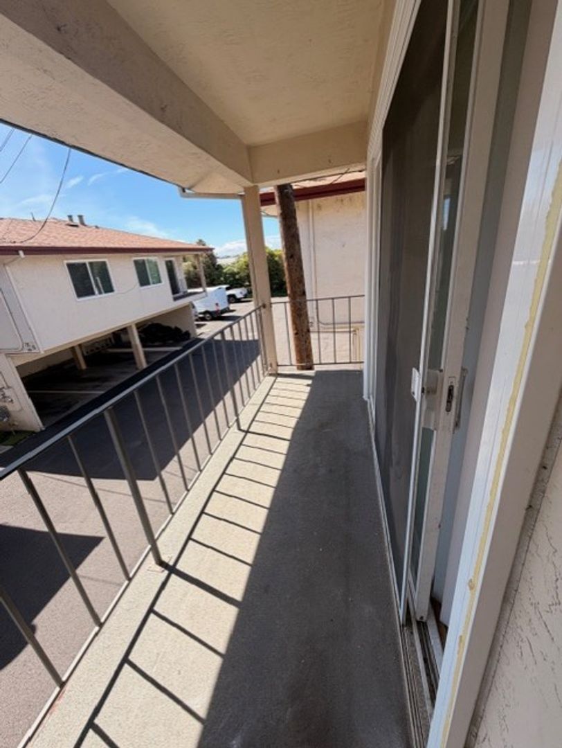 29163 Dixon Street - Hayward - California - 2 bed, 1 bath rental property