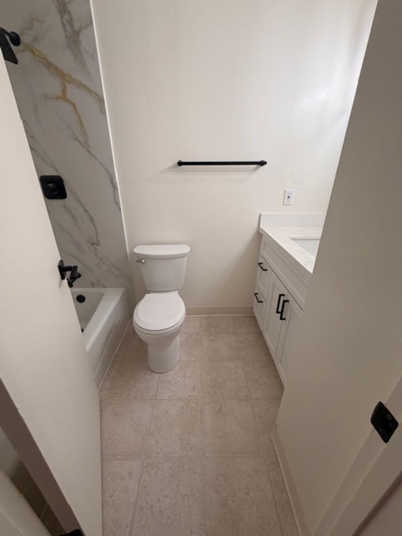 29163 Dixon Street - Hayward - California - 2 bed, 1 bath rental property