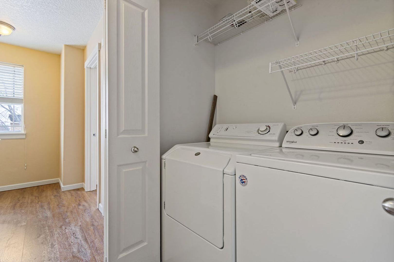 2934 SW Cascade Ave. Redmond, OR 97756 - Redmond - Oregon - 4 bed, 3 bath rental property