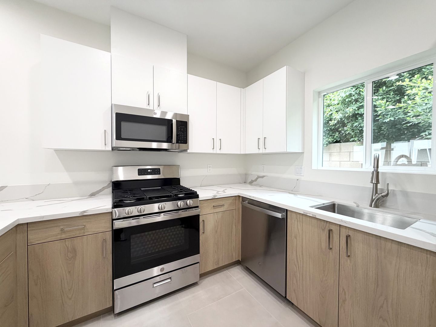 30125 - 30127 Avenida Juarez - 30127 - Cathedral City - California - 3 bed, 2 bath rental property