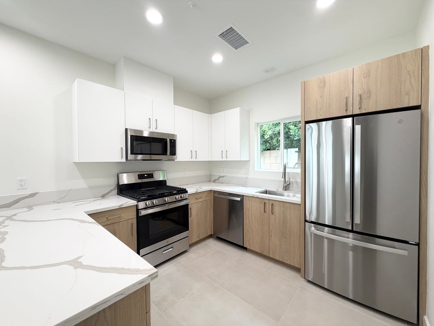 30125 - 30127 Avenida Juarez - 30127 - Cathedral City - California - 3 bed, 2 bath rental property