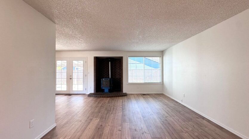 3025 NE 29th St - Gresham - Oregon - 3 bed, 1 bath rental property