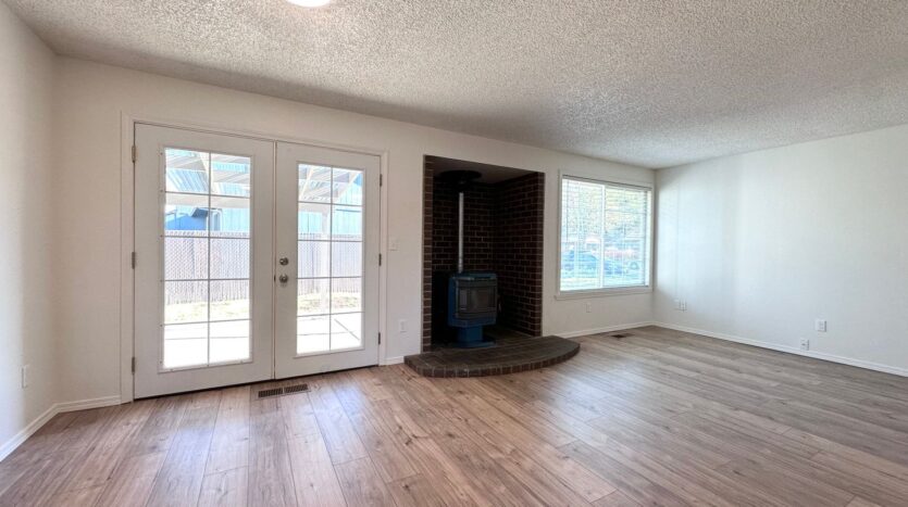 3025 NE 29th St - Gresham - Oregon - 3 bed, 1 bath rental property