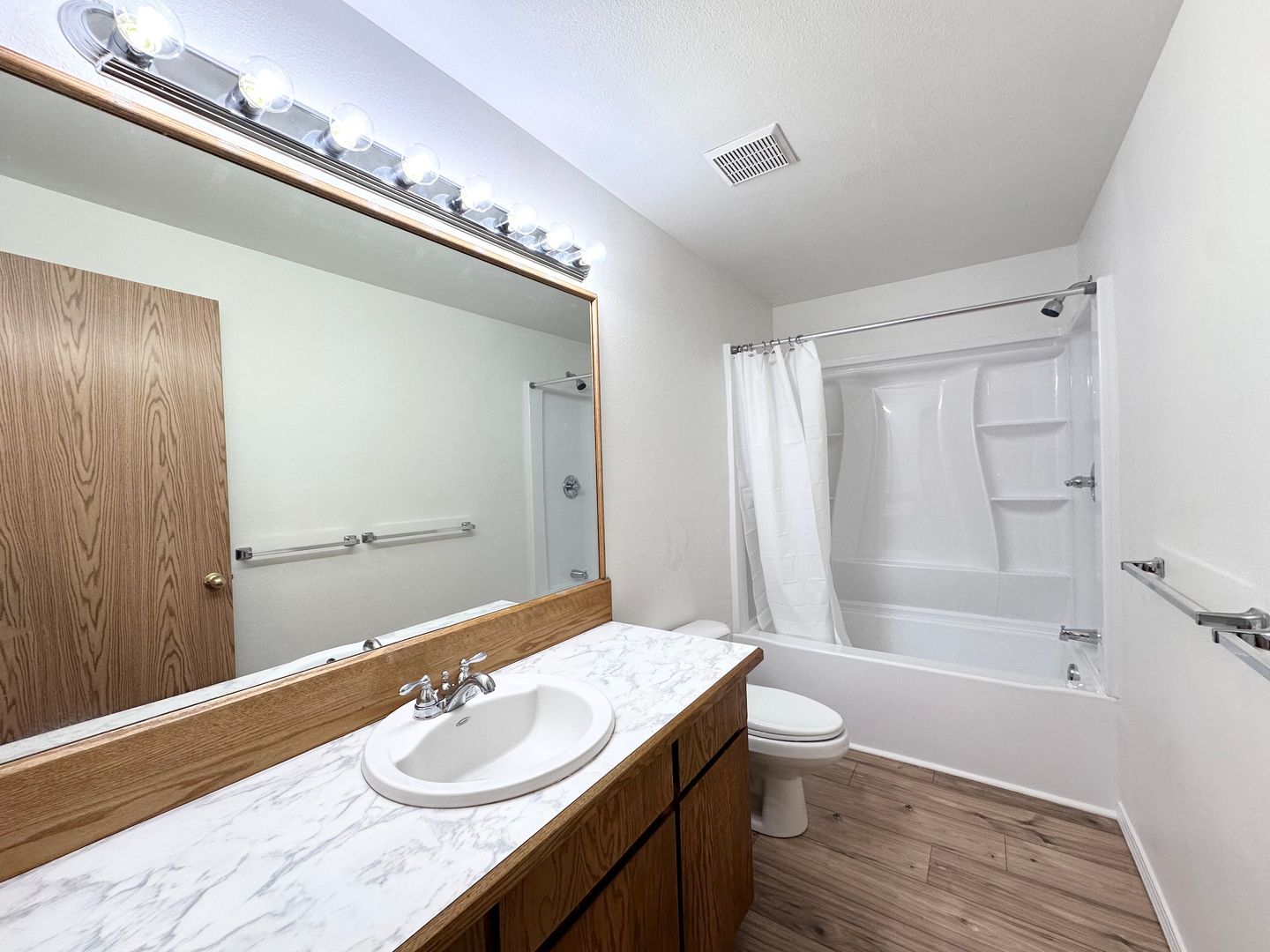 3025 NE 29th St - Gresham - Oregon - 3 bed, 1 bath rental property