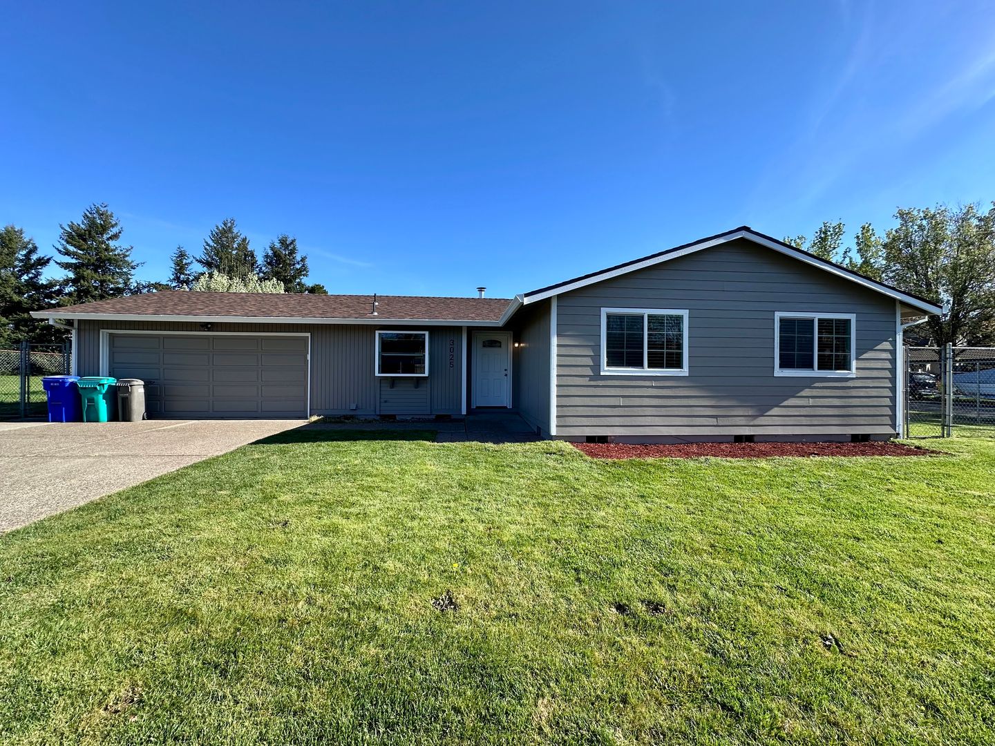 3025 NE 29th St - Gresham - Oregon - 3 bed, 1 bath rental property