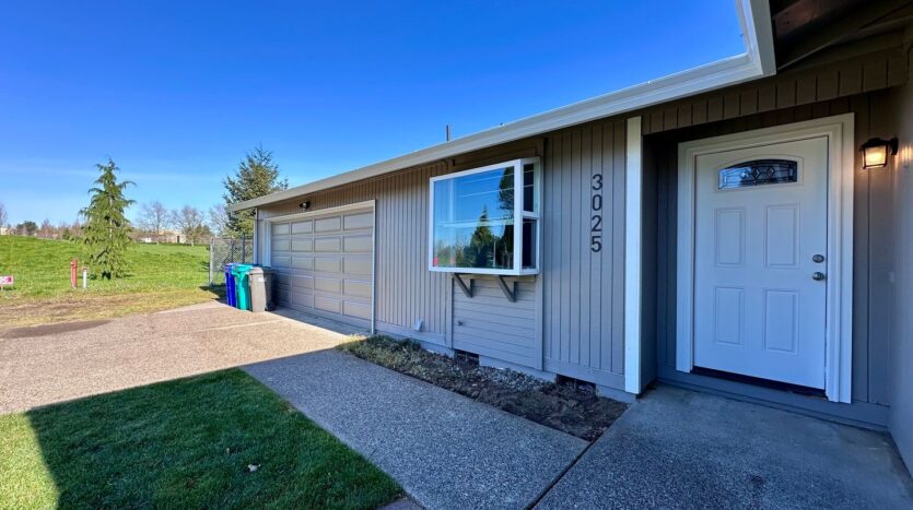 3025 NE 29th St - Gresham - Oregon - 3 bed, 1 bath rental property