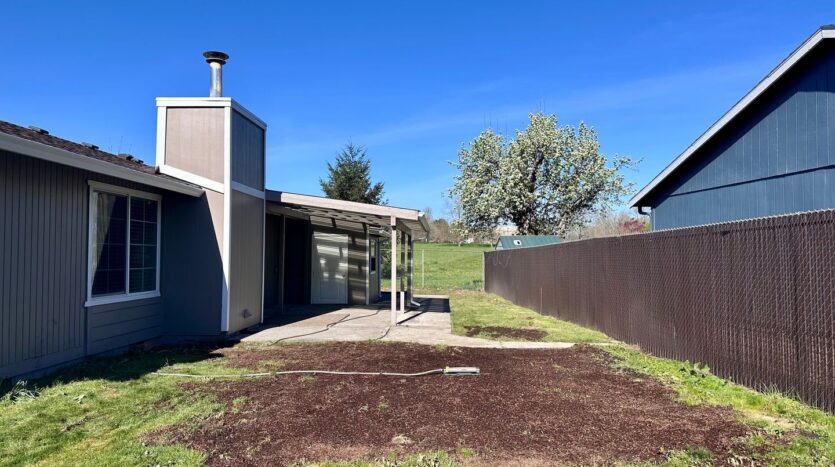 3025 NE 29th St - Gresham - Oregon - 3 bed, 1 bath rental property