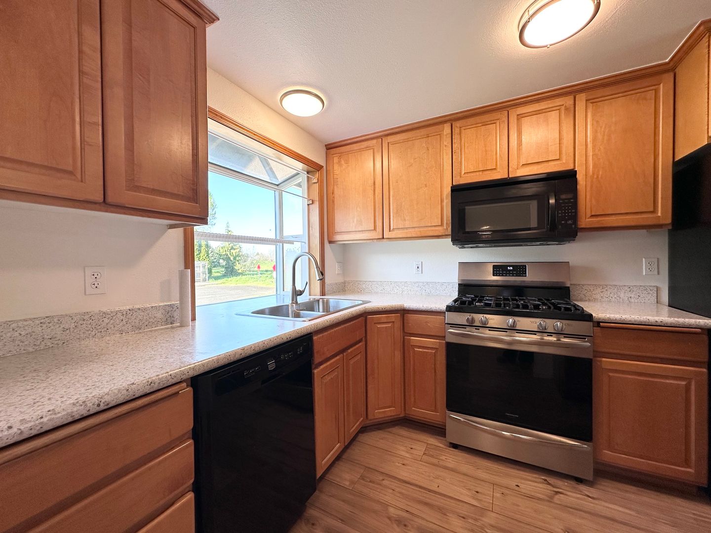 3025 NE 29th St - Gresham - Oregon - 3 bed, 1 bath rental property