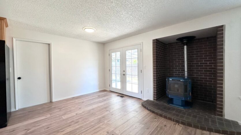 3025 NE 29th St - Gresham - Oregon - 3 bed, 1 bath rental property