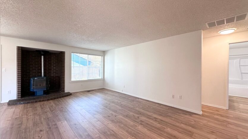 3025 NE 29th St - Gresham - Oregon - 3 bed, 1 bath rental property