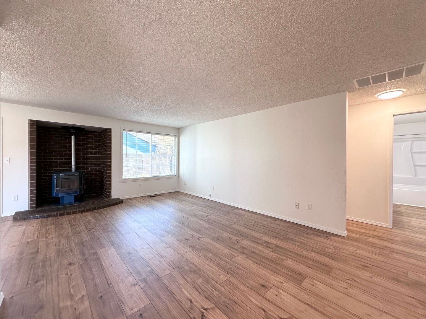 3025 NE 29th St - Gresham - Oregon - 3 bed, 1 bath rental property