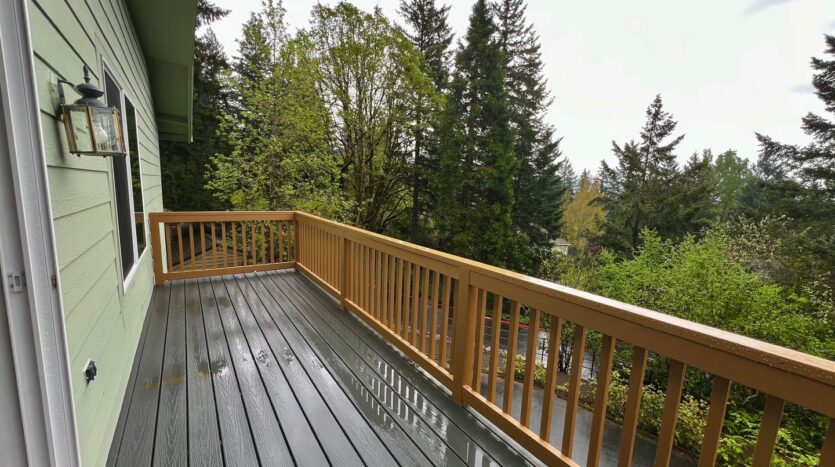 304-310 Cervantes Cir - Lake Oswego - Oregon - 3 bed, 2 bath rental property