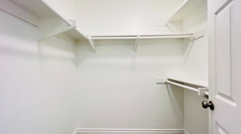 333 N. Melrose Drive Unit F - Vista - California - 1 bed, 1 bath rental property