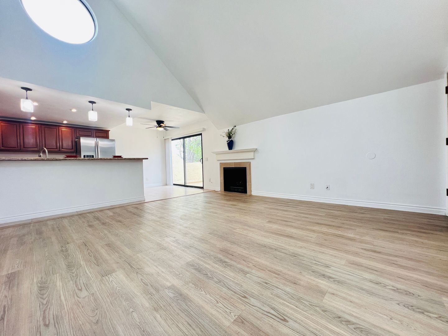 333 N. Melrose Drive Unit F - Vista - California - 1 bed, 1 bath rental property