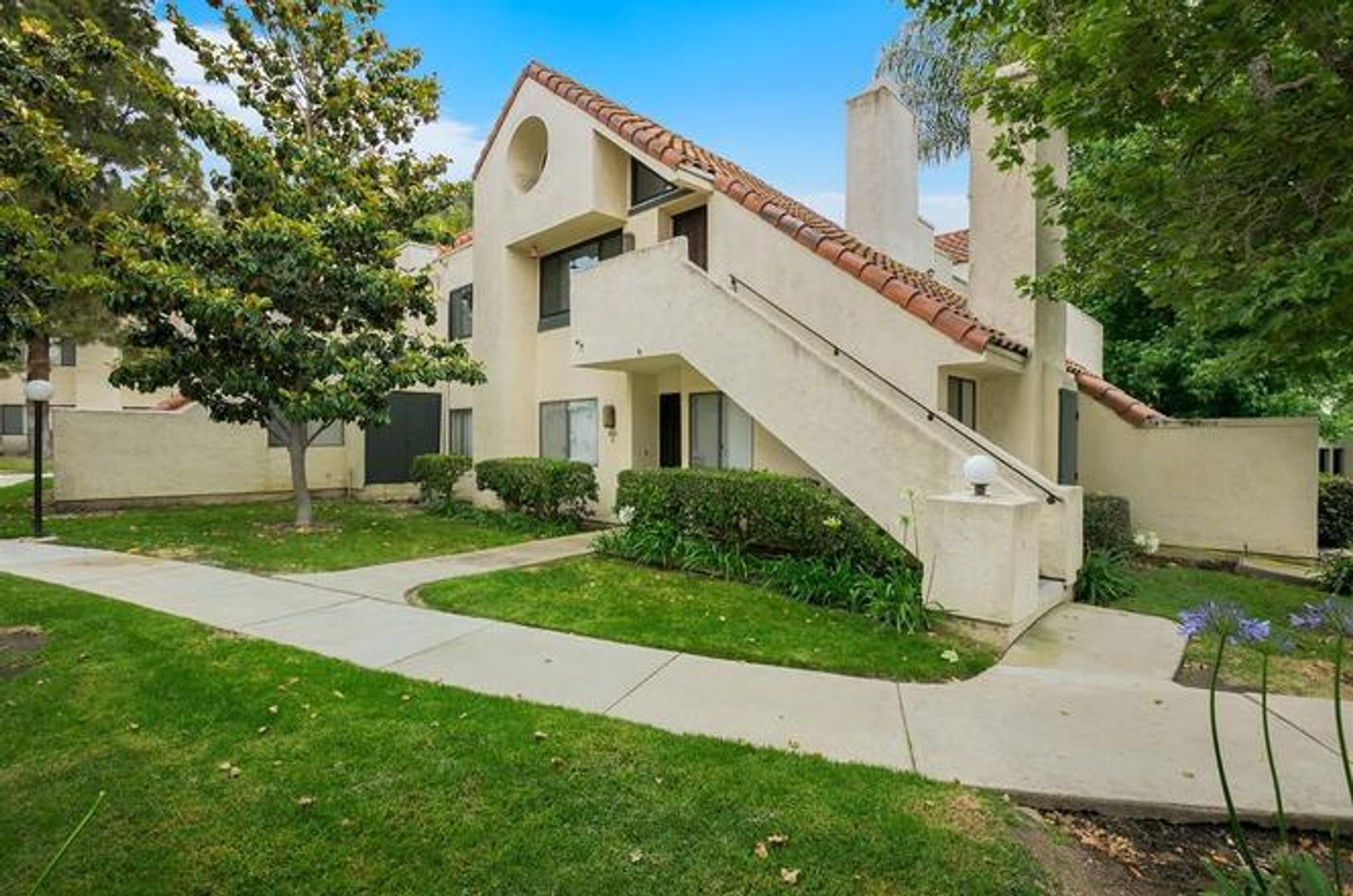 333 N. Melrose Drive Unit F - Vista - California - 1 bed, 1 bath rental property