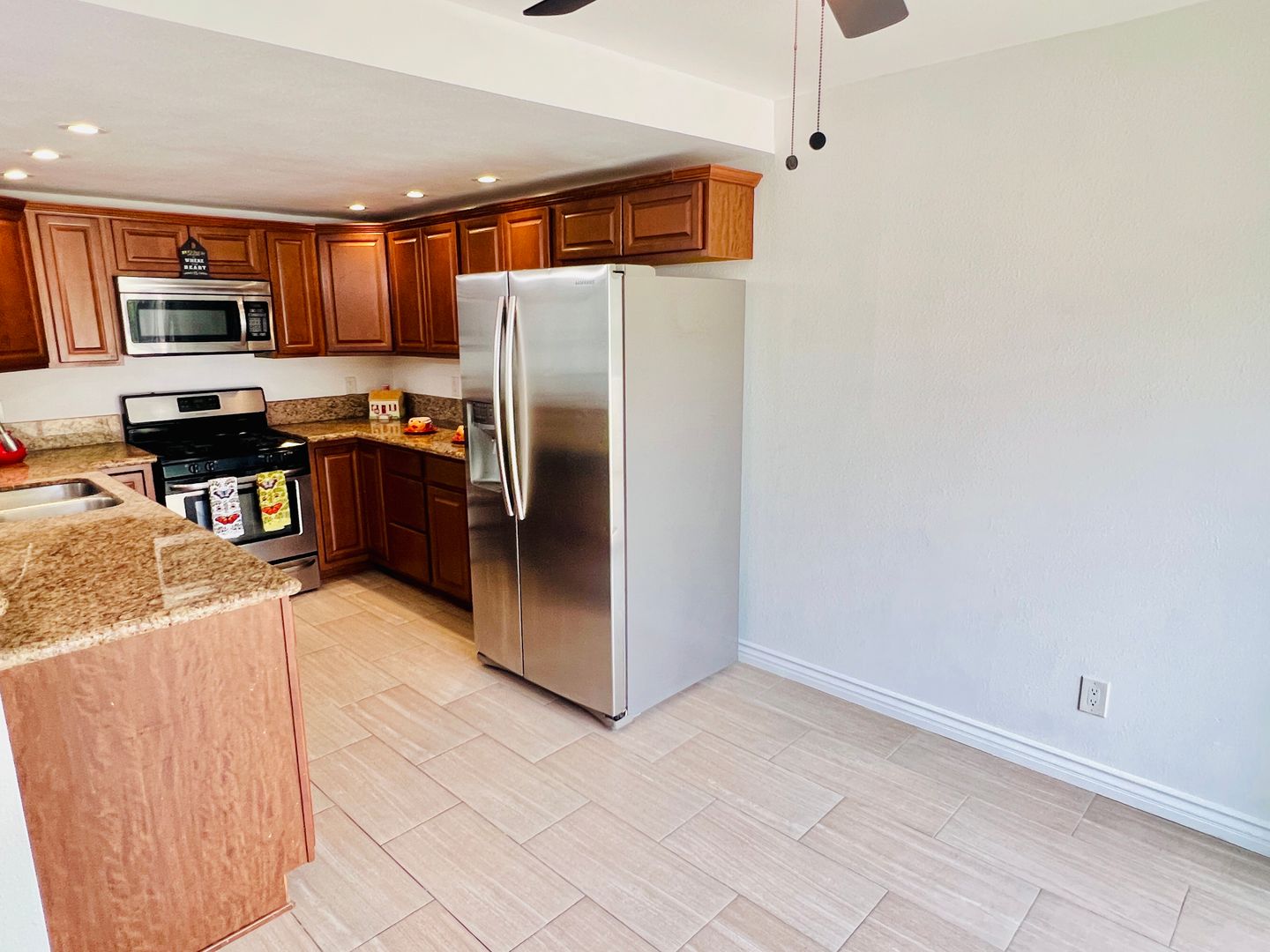 333 N. Melrose Drive Unit F - Vista - California - 1 bed, 1 bath rental property
