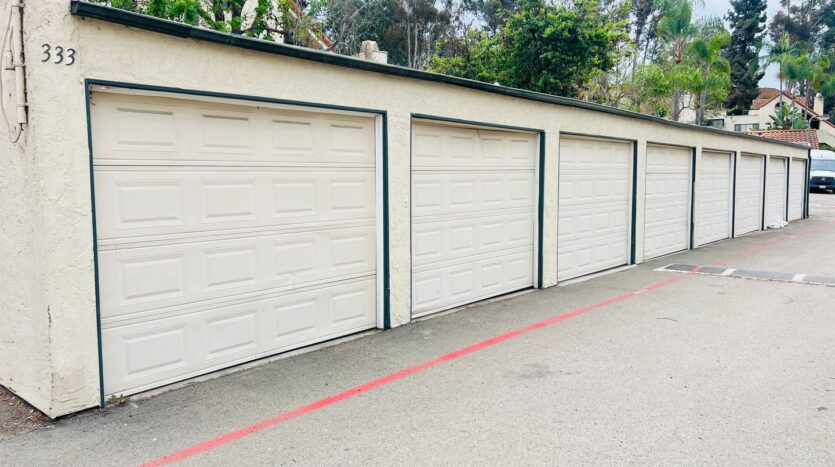 333 N. Melrose Drive Unit F - Vista - California - 1 bed, 1 bath rental property