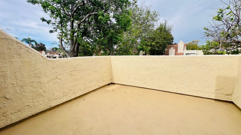 333 N. Melrose Drive Unit F - Vista - California - 1 bed, 1 bath rental property