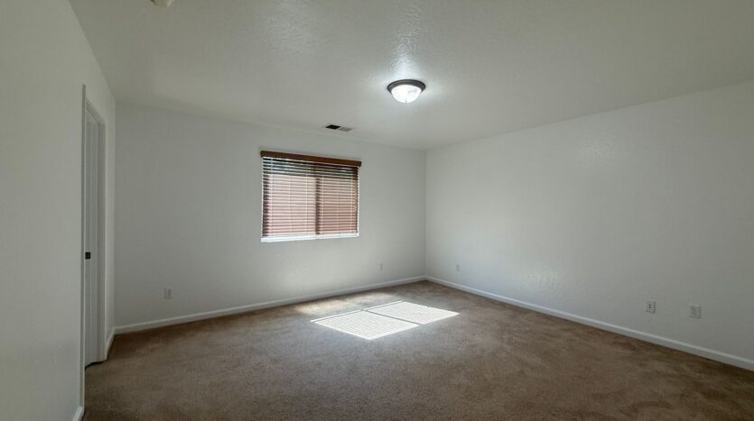 3331 N. Linda Vista St - Visalia - California - 3 bed, 2 bath rental property
