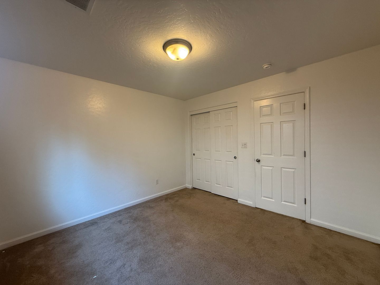 3331 N. Linda Vista St - Visalia - California - 3 bed, 2 bath rental property