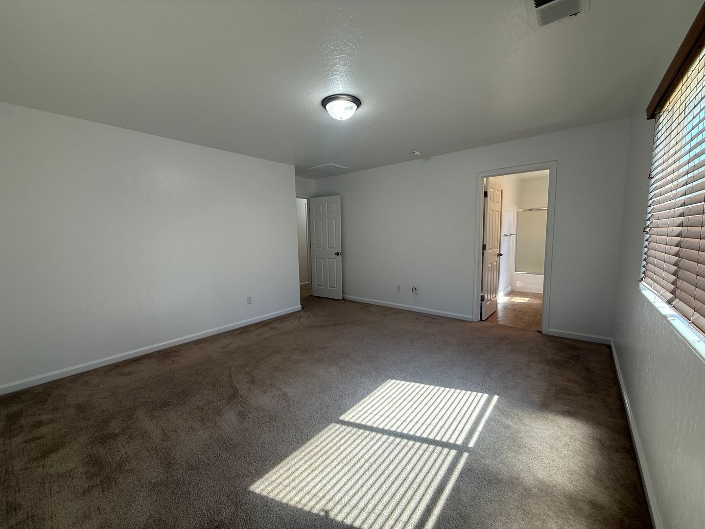 3331 N. Linda Vista St - Visalia - California - 3 bed, 2 bath rental property