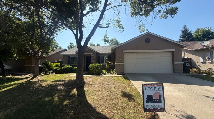 3331 N. Linda Vista St - Visalia - California - 3 bed, 2 bath rental property