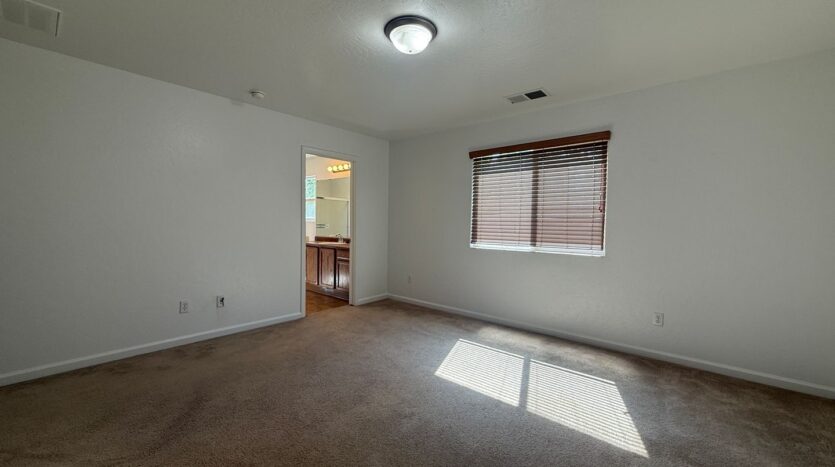 3331 N. Linda Vista St - Visalia - California - 3 bed, 2 bath rental property