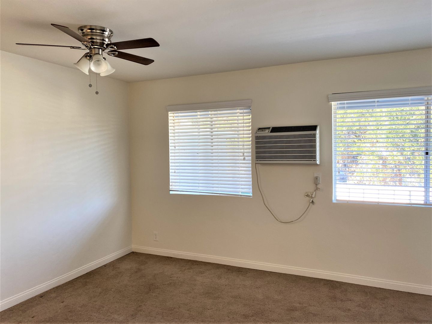 336 Claydelle Avenue - Unit 10 - El Cajon - California - 1 bed, 1 bath rental property