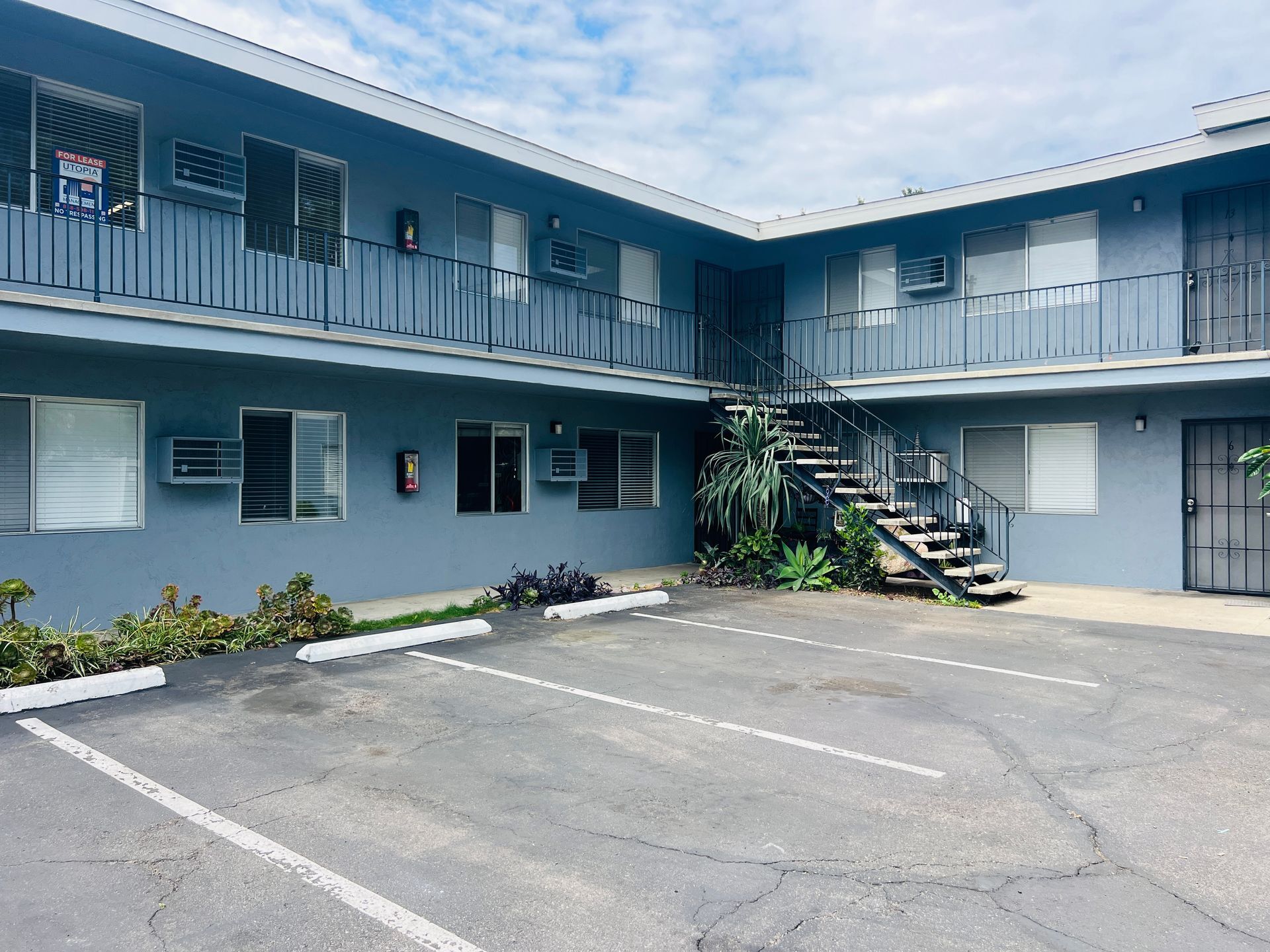 336 Claydelle Avenue - Unit 10 - El Cajon - California - 1 bed, 1 bath rental property