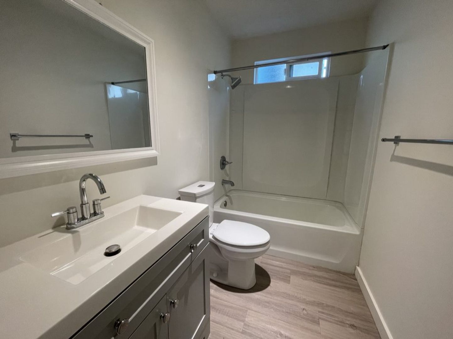 343 Playa Del Sur - San Diego - California - 1 bed, 1 bath rental property