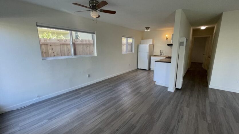 343 Playa Del Sur - San Diego - California - 1 bed, 1 bath rental property
