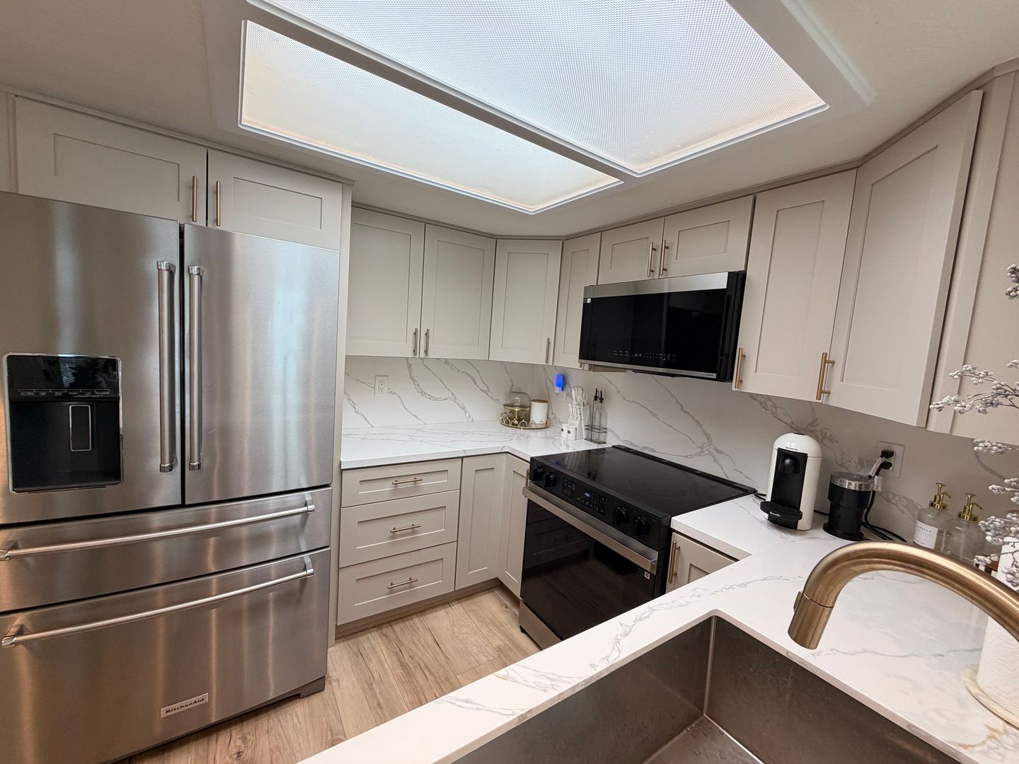 3432 Hathaway Ave Unit 231  - Long Beach - California - 2 bed, 2 bath rental property