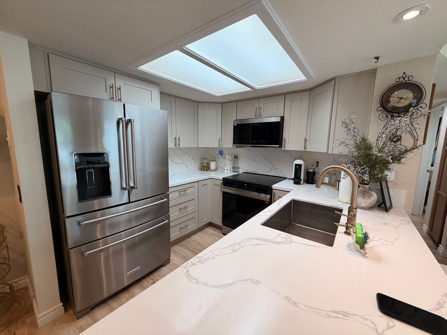 3432 Hathaway Ave Unit 231  - Long Beach - California - 2 bed, 2 bath rental property