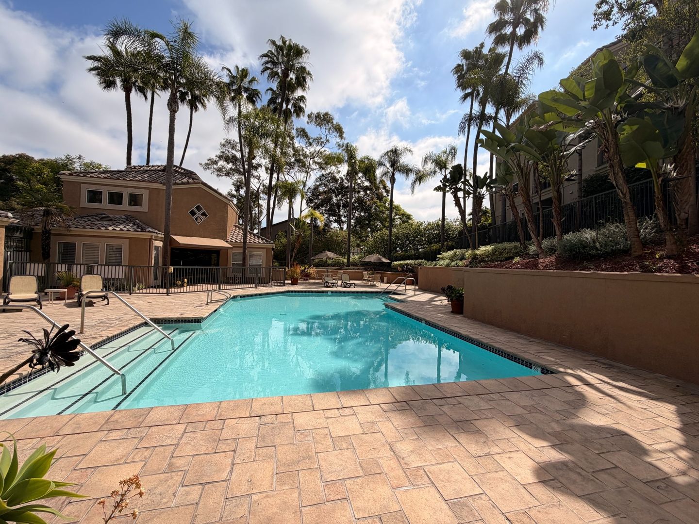 3432 Hathaway Ave Unit 231  - Long Beach - California - 2 bed, 2 bath rental property