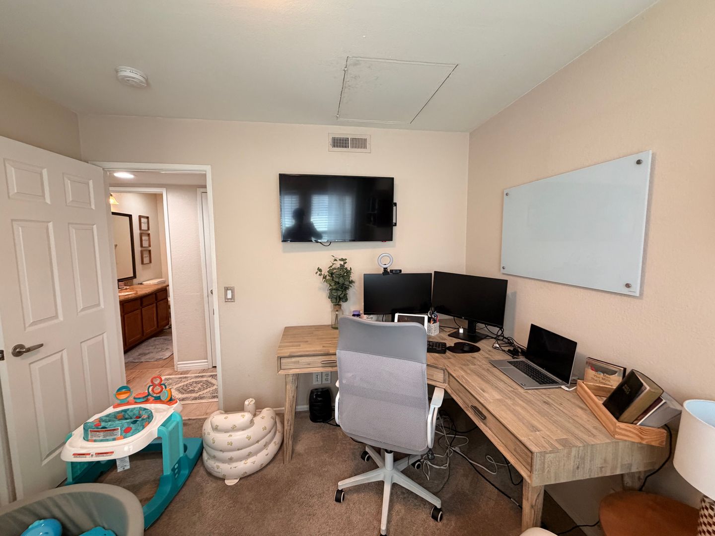 3432 Hathaway Ave Unit 231  - Long Beach - California - 2 bed, 2 bath rental property